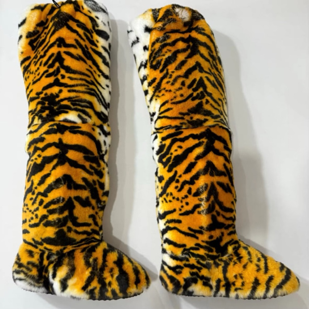 Authentic Rabbit Fur Thigh High Boots - Picture 3 of 5